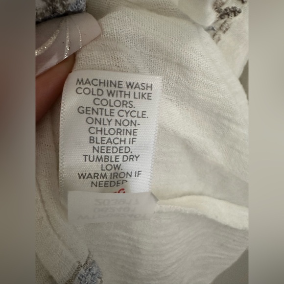 J Jill Embroidered Tasseled Peasant Bohemian Top Size Medium - Picture 8 of 10